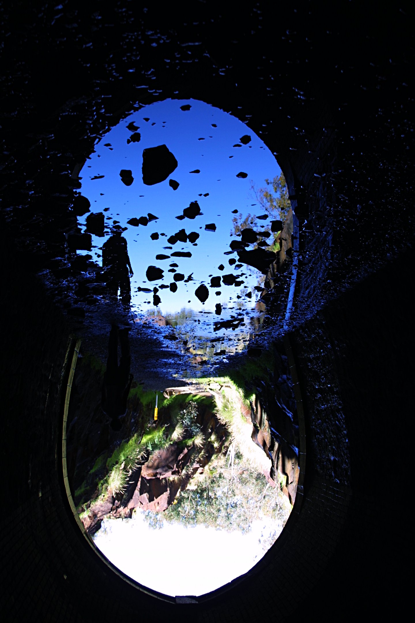 tunnel01.jpg