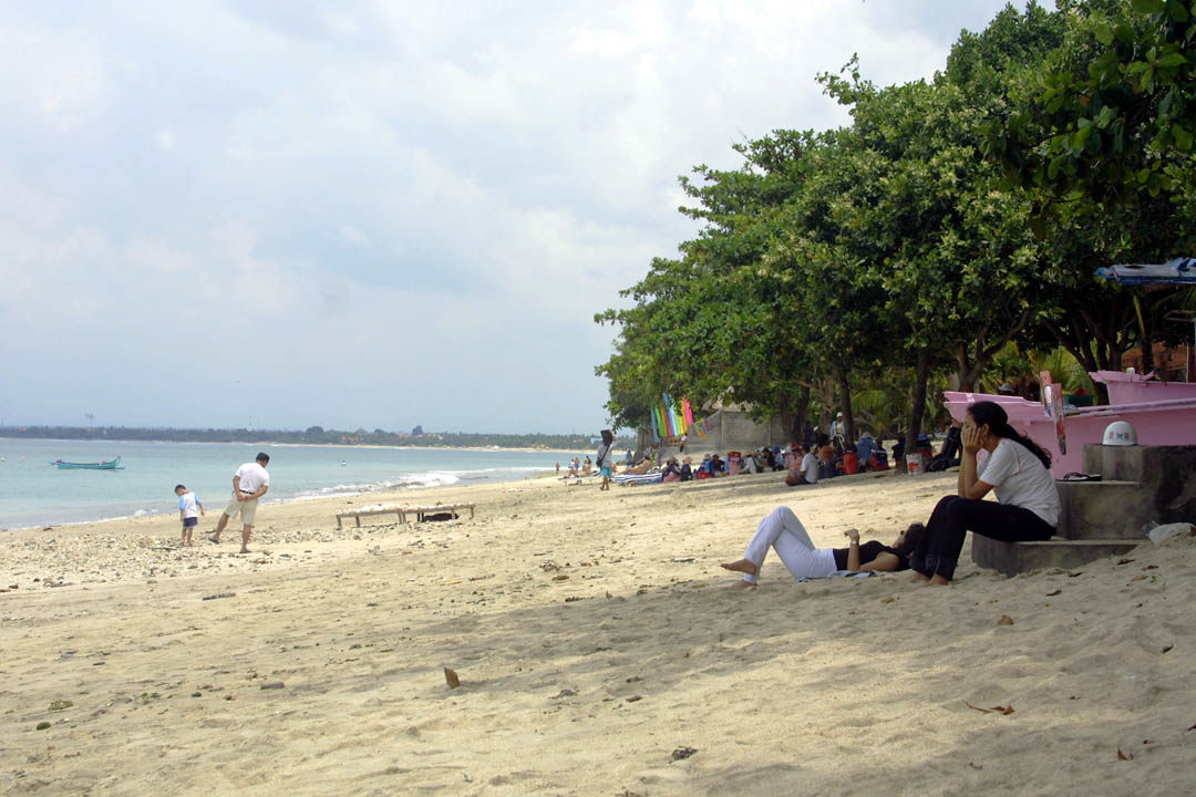 beach02.jpg