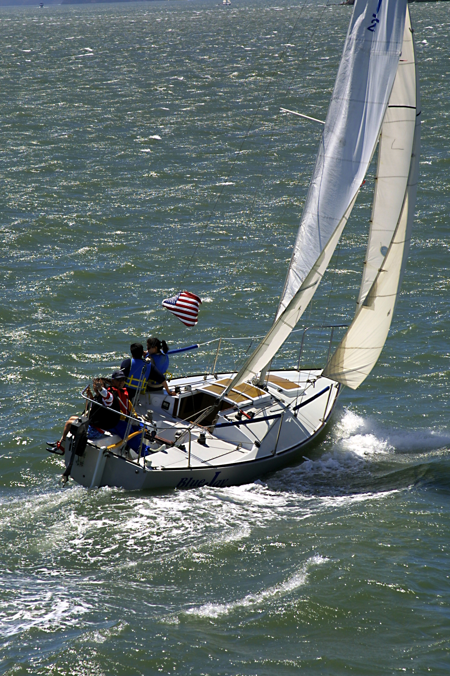 sail02.jpg