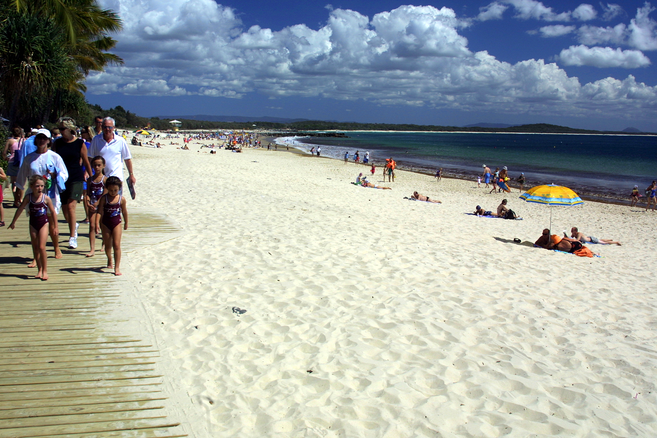 noosa01.jpg