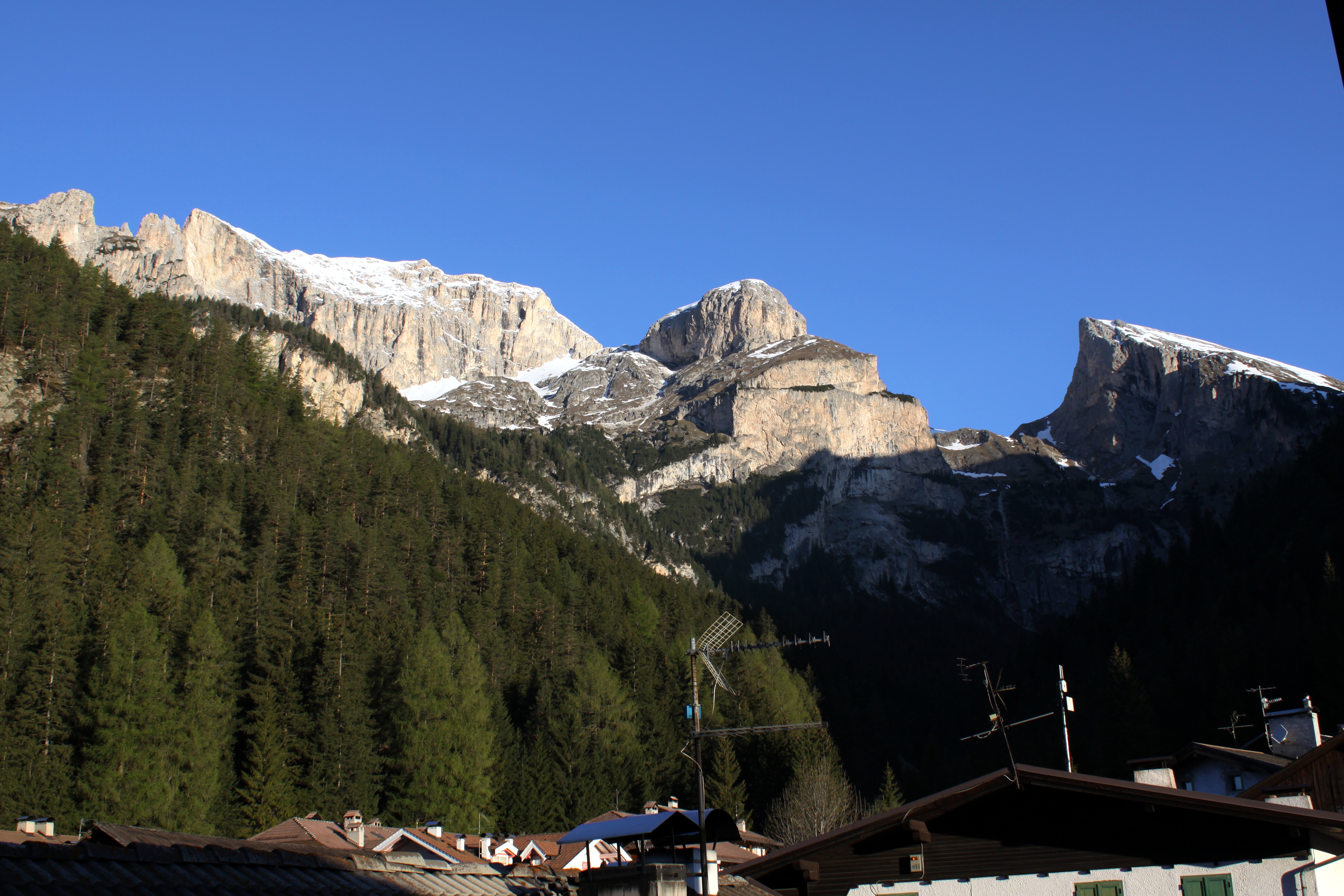 dolomites04.JPG