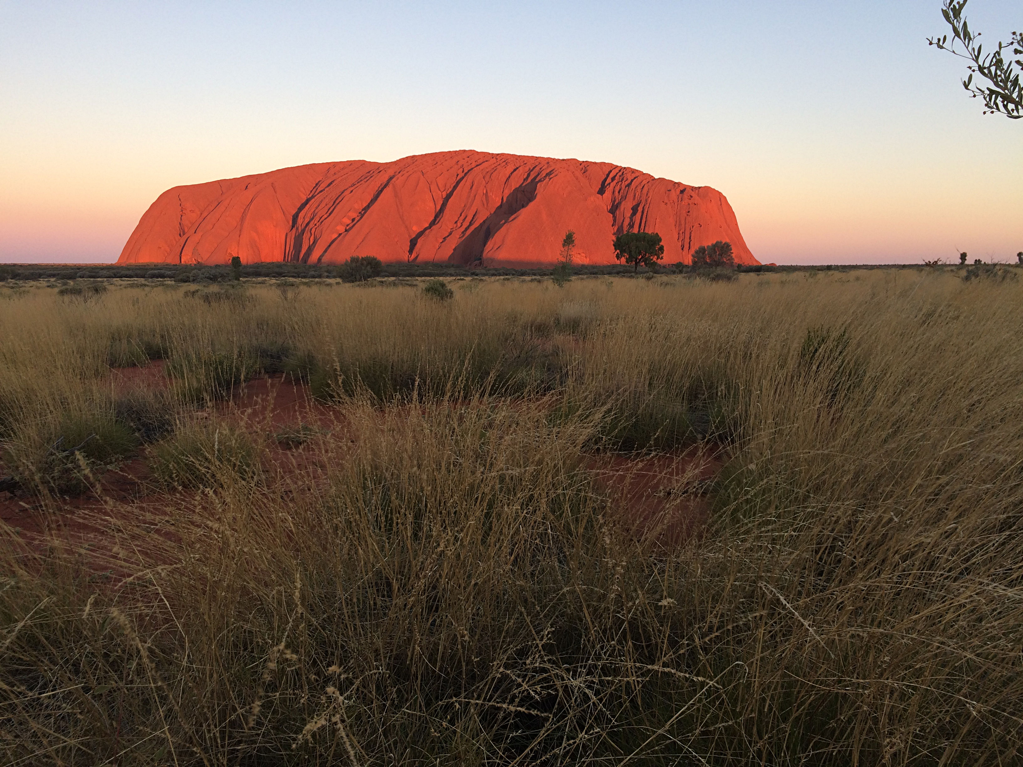 uluru03.JPG
