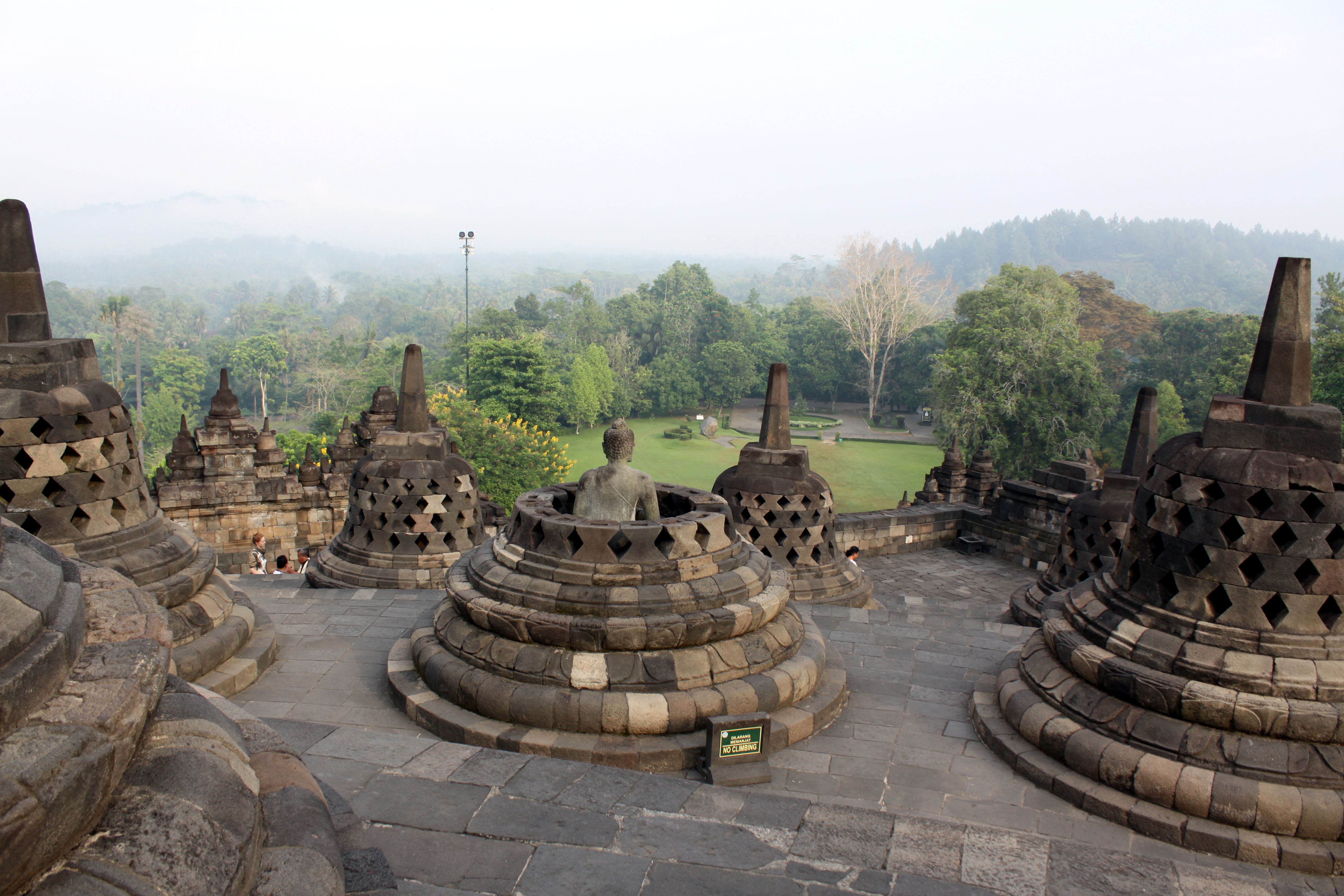 borobodur08.jpg