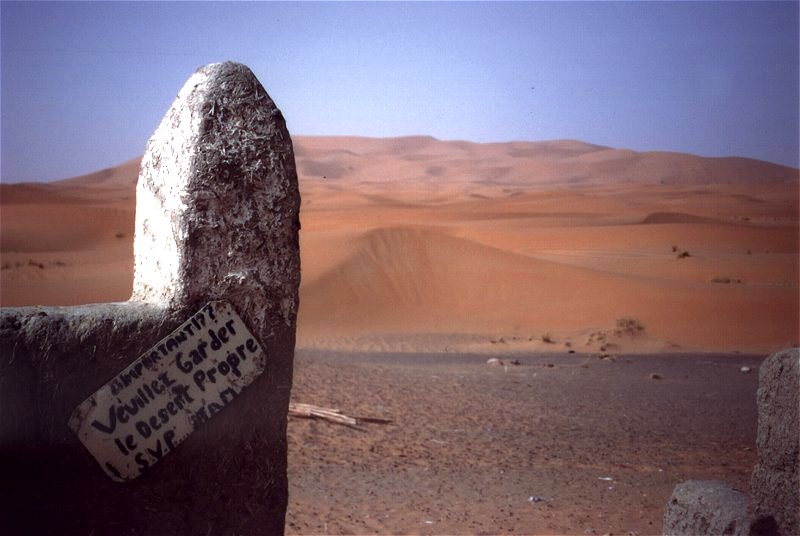 sahara01.jpg